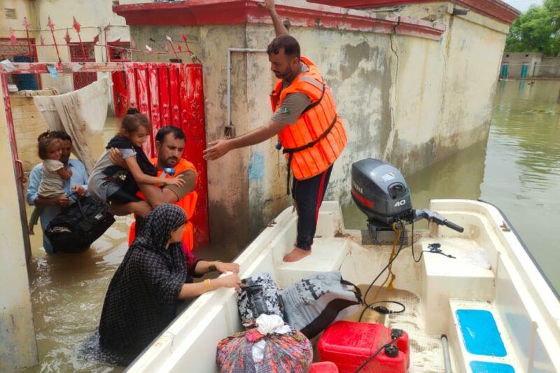 Why Professional Flooding Service Is Crucial After Water Damage